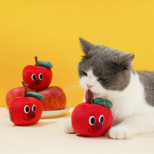Petshub-ZEZE Apple Squeaking Cat Toy-2